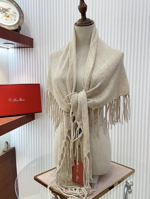 Loro Piana Cloak LPC00039 Loro Piana Cloak LPC00039